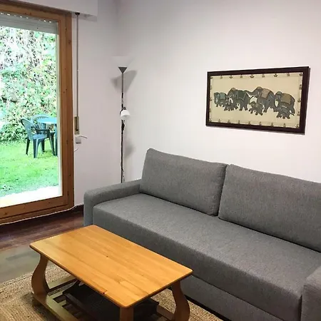 Casa Buganvilla. Con Jardin, A 100 Metros Del Centro. Apartment *