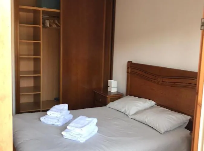 Casa Buganvilla. Con Jardin, A 100 Metros Del Centro. * Comillas