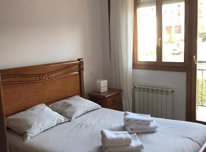 Appartement Casa Buganvilla. Con Jardin, A 100 Metros Del Centro. Comillas