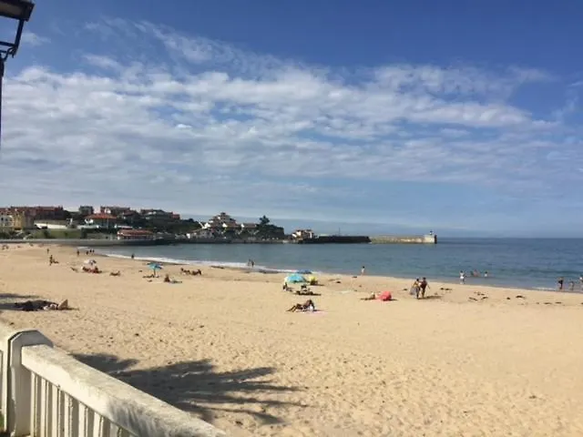 Casa Buganvilla. Con Jardin, A 100 Metros Del Centro. Apartment Comillas