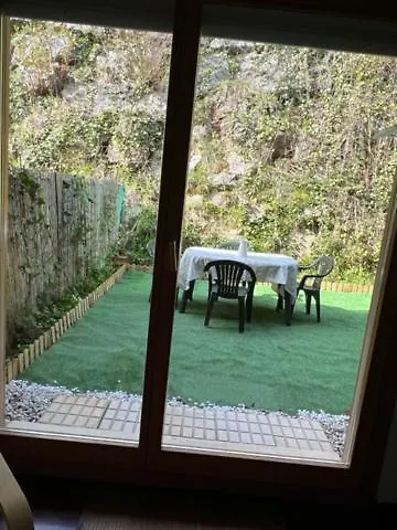 Casa Buganvilla. Con Jardin, A 100 Metros Del Centro. Appartement Comillas