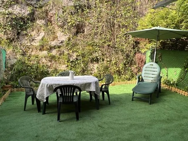 Casa Buganvilla. Con Jardin, A 100 Metros Del Centro. Appartement