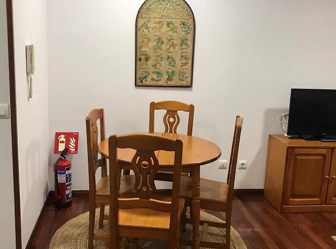 Casa Buganvilla. Con Jardin, A 100 Metros Del Centro. * コミージャス