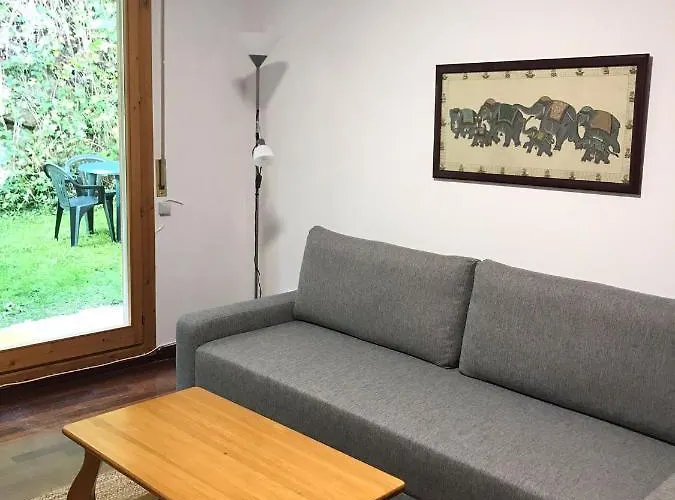 Casa Buganvilla. Con Jardin, A 100 Metros Del Centro. アパート *